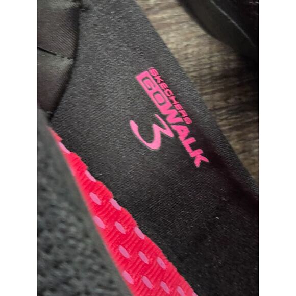 Skechers Go Walk 3 Solid Black Shoes Purple White Slip On Comfort Walking NEW 9 - Picture 9 of 9